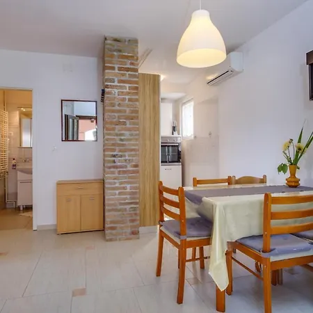 Nadalina Veli Lošinj