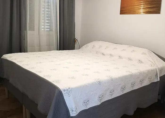 Nadalina Apartman *