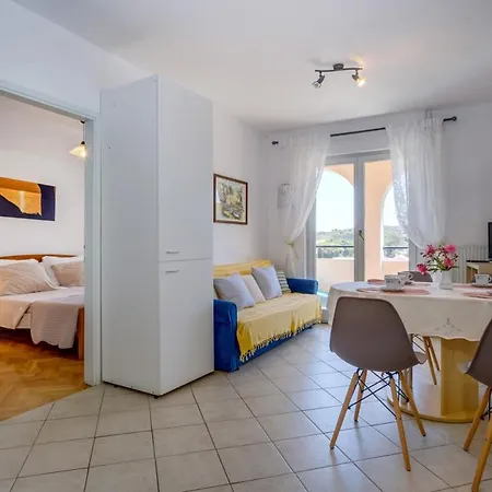 Appartement Nadalina *